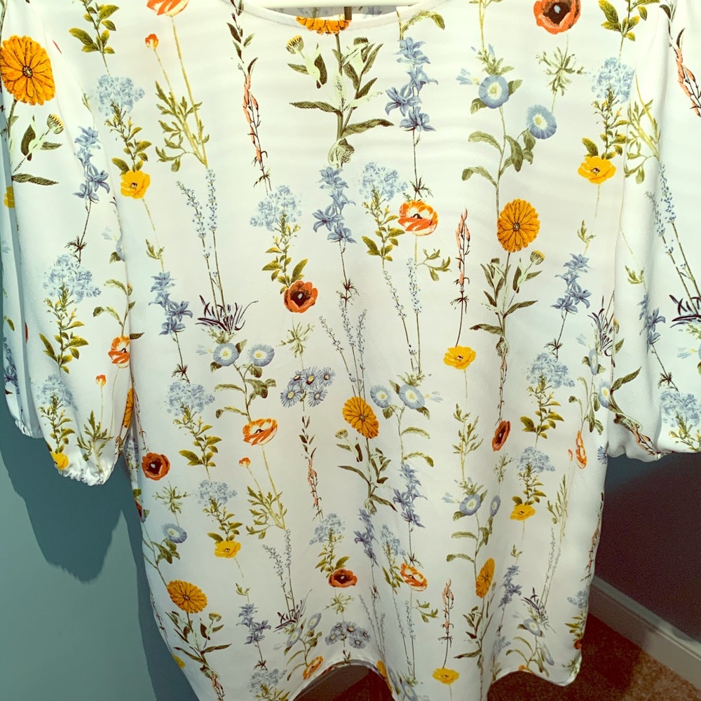 3/4 length floral blouse